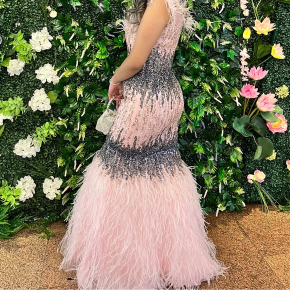 Elegant Feathery Wedding Guest Dresses for Timeless Grace